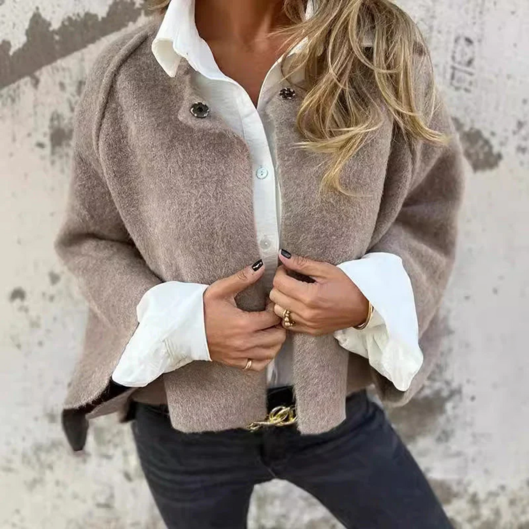 Veloura | Classic Elegance Coat