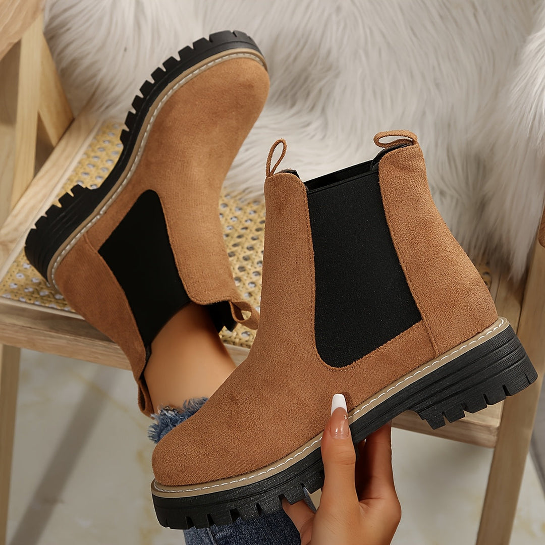 Rhea Chelsea Boots – Comfort That Never Quits